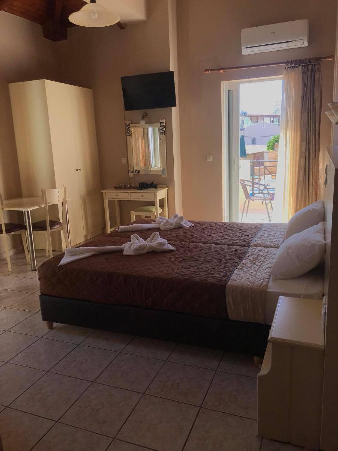 Kydoni Apartments And Studios Agia Marina Buitenkant foto